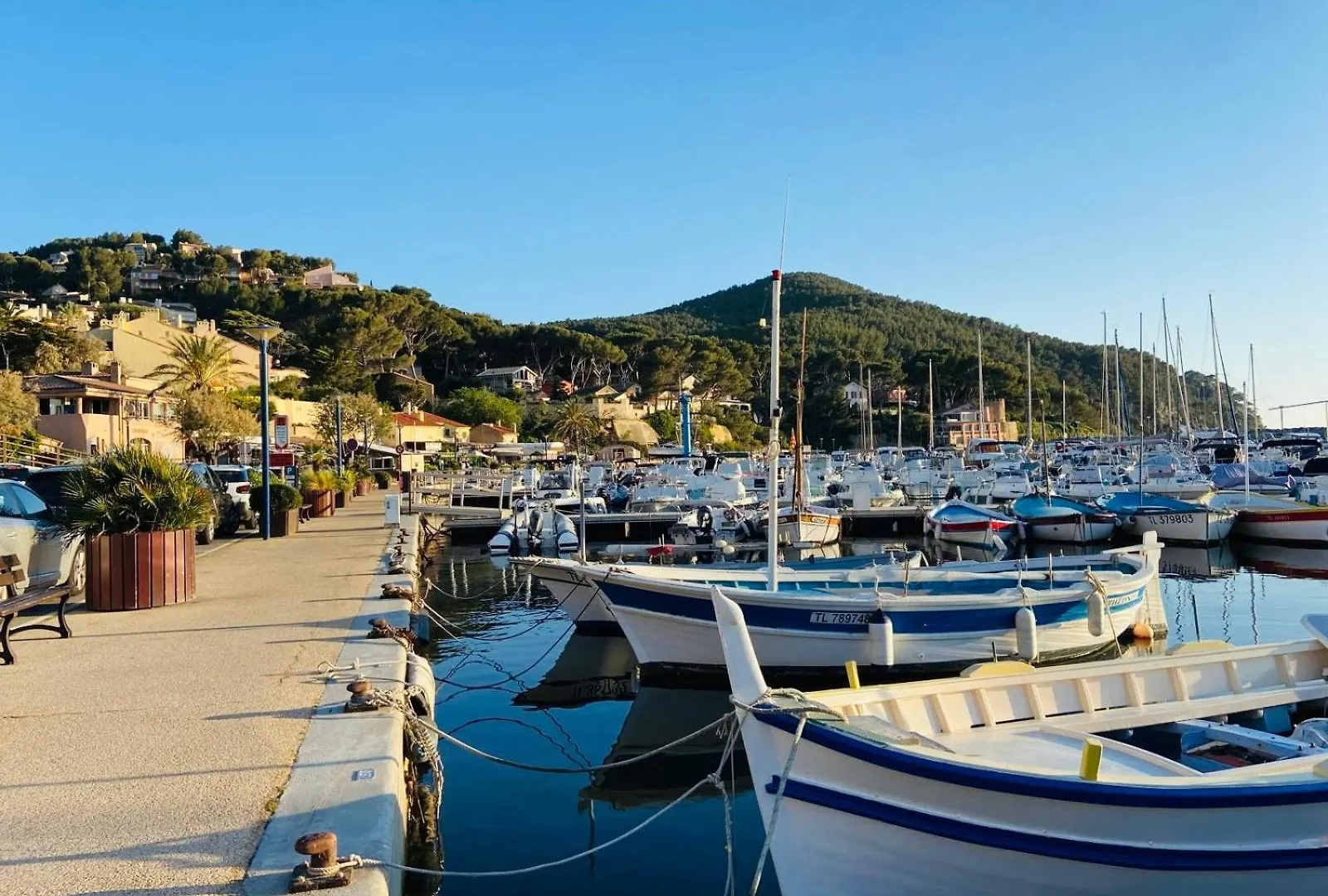 Apartment Studio Cosy En Bord De Mer Saint-Cyr-sur-Mer France